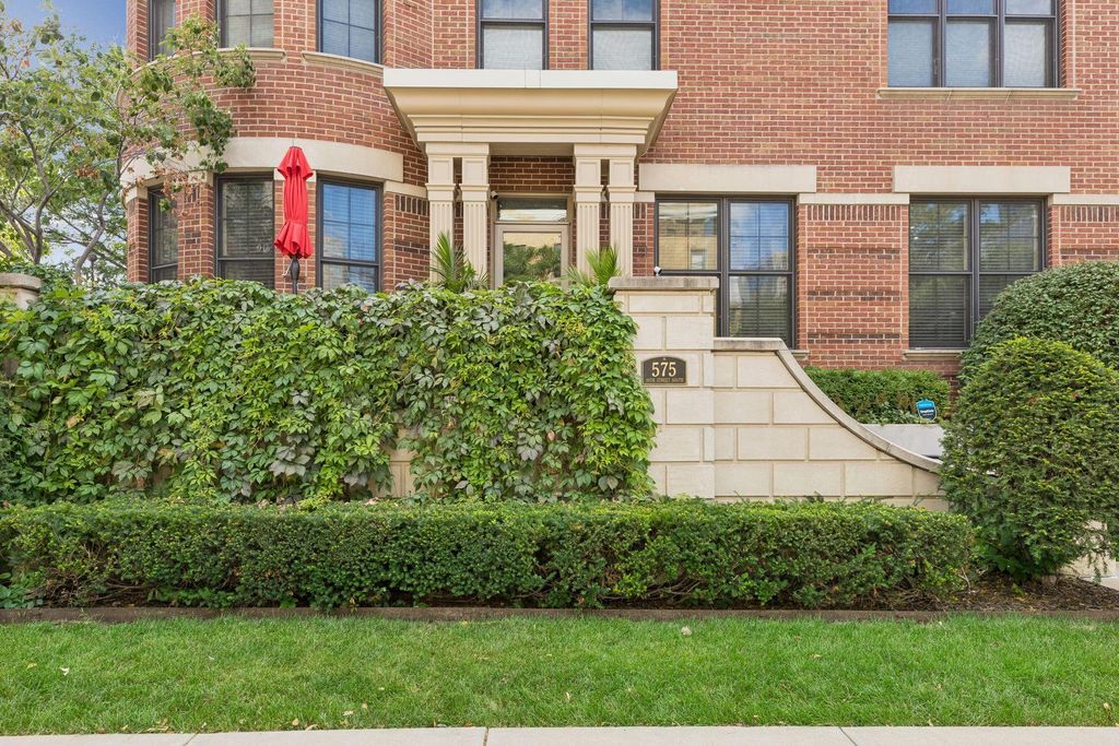 575 S 10th Street, Minneapolis, MN 55404 — exterior