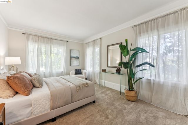 455 Lagunitas Ave, Oakland, CA 94610