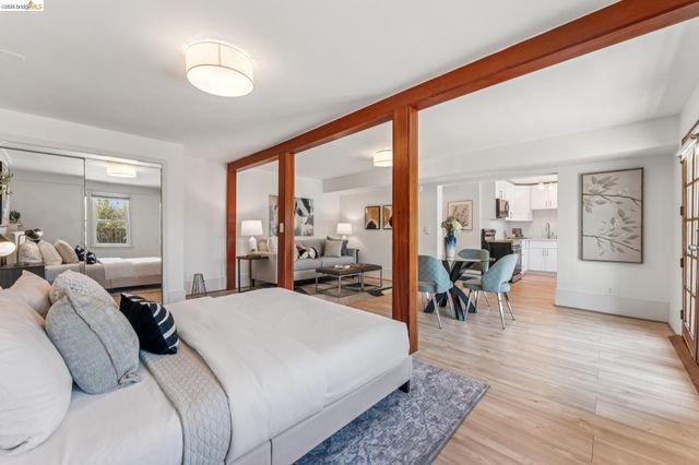 455 Lagunitas Ave, Oakland, CA 94610