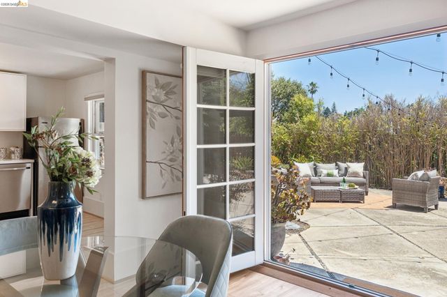 455 Lagunitas Ave, Oakland, CA 94610