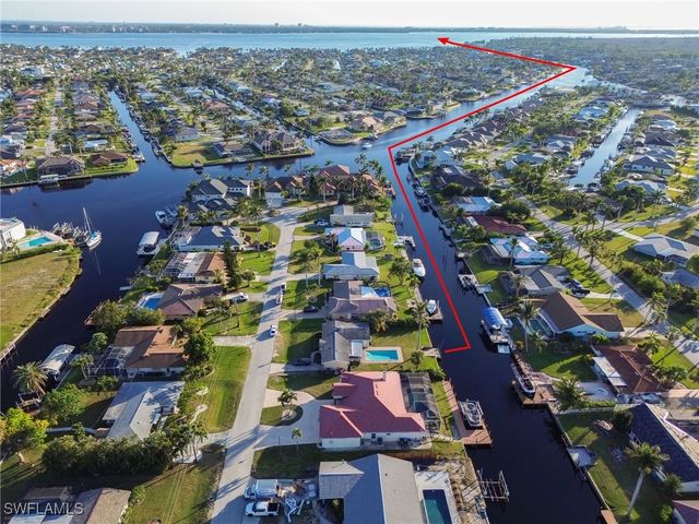 4926 Triton CT W, Cape Coral, FL 33904