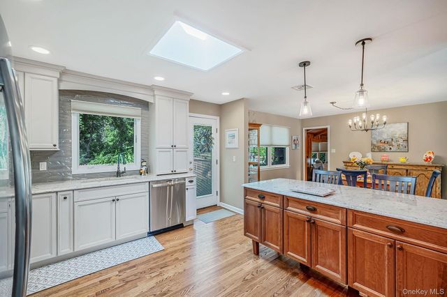46 Marbeth Circle, Miller Place, NY 11764