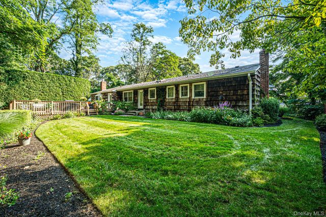 46 Marbeth Circle, Miller Place, NY 11764
