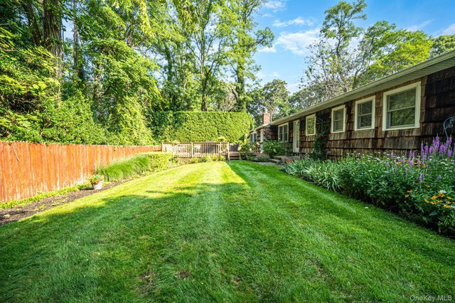 46 Marbeth Circle, Miller Place, NY 11764