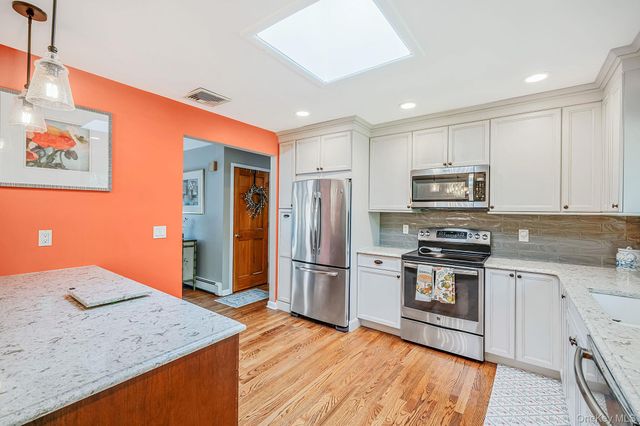 46 Marbeth Circle, Miller Place, NY 11764
