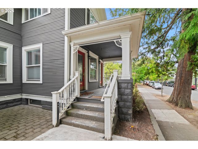 7521 N GLOUCESTER Ave N, Portland, OR 97203