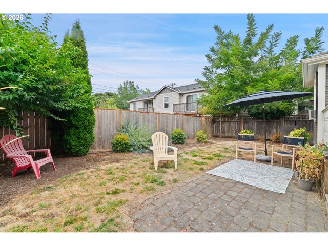 7521 N GLOUCESTER Ave N, Portland, OR 97203