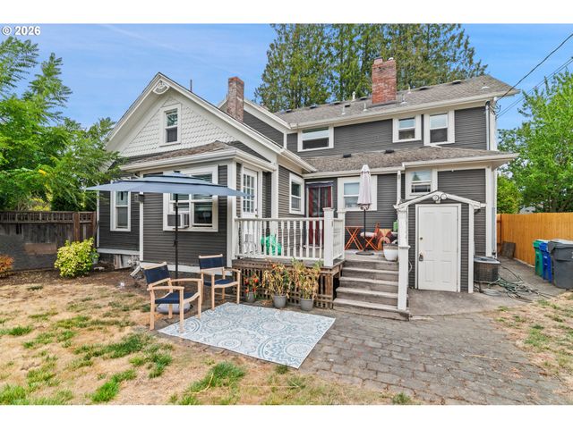 7521 N GLOUCESTER Ave N, Portland, OR 97203