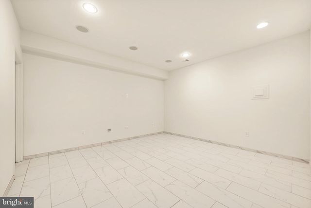 9939 LAKE JACKSON DR, Manassas, VA 20110