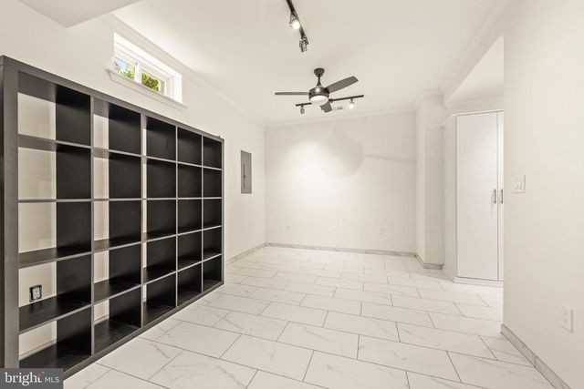 9939 LAKE JACKSON DR, Manassas, VA 20110