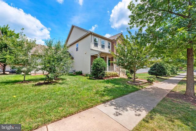 9939 LAKE JACKSON DR, Manassas, VA 20110