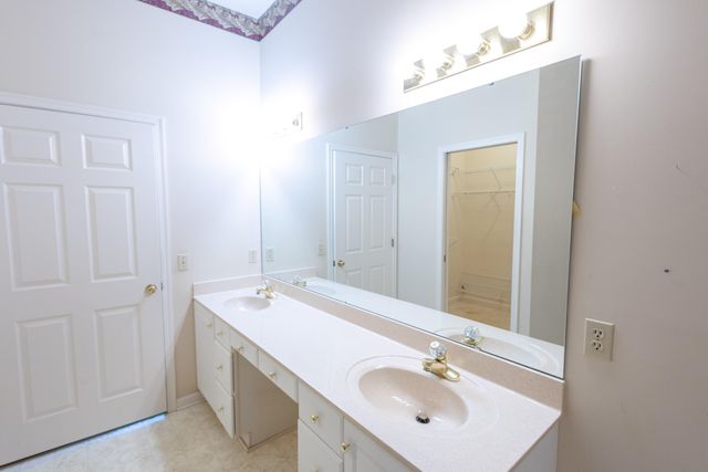5571 Carolina Way, Burlington, KY 41005