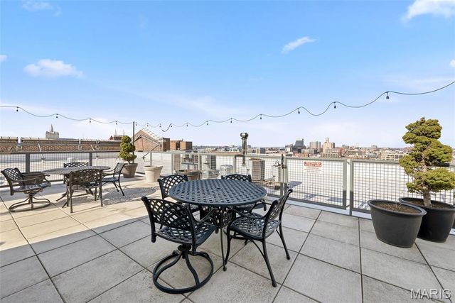 1627 Locust Street 305, St Louis, MO 63103