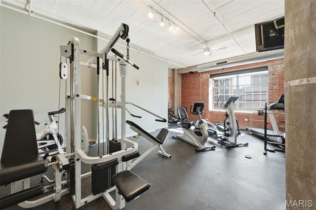 1627 Locust Street 305, St Louis, MO 63103