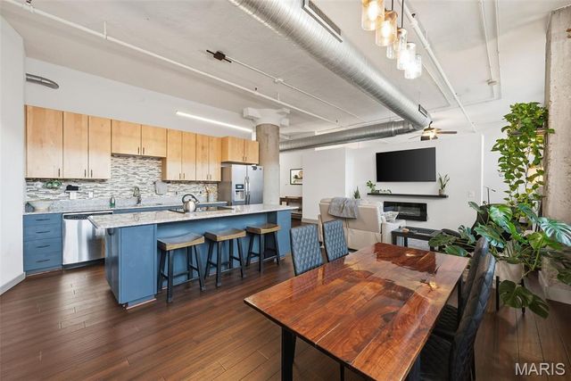 1627 Locust Street 305, St Louis, MO 63103