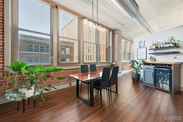 1627 Locust Street 305, St Louis, MO 63103