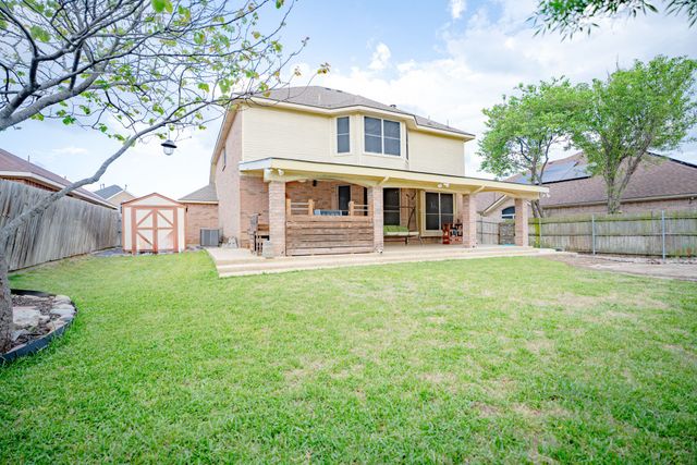 3415 Carnation Court, Grand Prairie, TX 75052