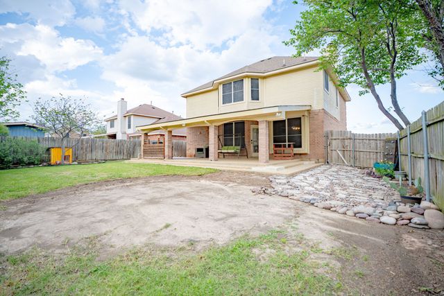 3415 Carnation Court, Grand Prairie, TX 75052