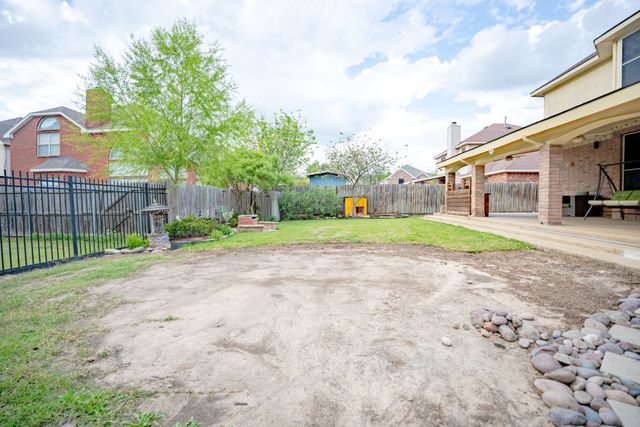 3415 Carnation Court, Grand Prairie, TX 75052