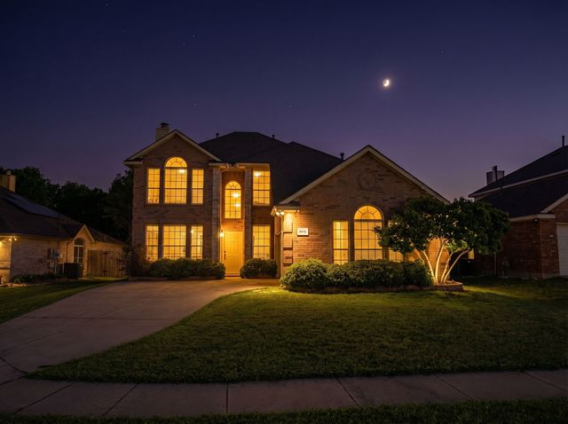 3415 Carnation Court, Grand Prairie, TX 75052