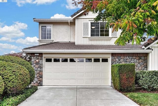 3813 Stone Pointe Way, Pleasanton, CA 94588