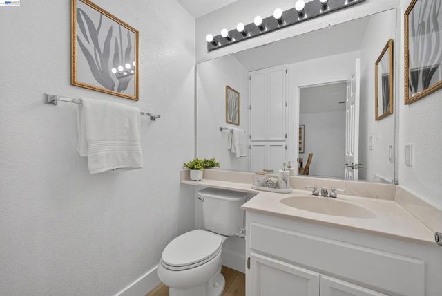 3813 Stone Pointe Way, Pleasanton, CA 94588