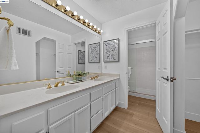 3813 Stone Pointe Way, Pleasanton, CA 94588