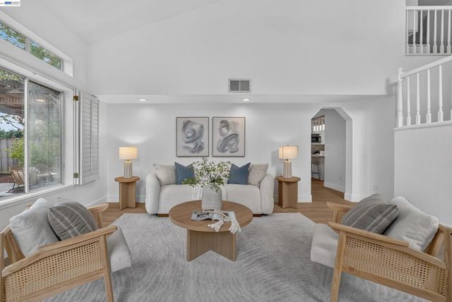 3813 Stone Pointe Way, Pleasanton, CA 94588