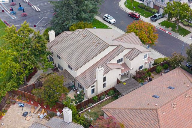 3813 Stone Pointe Way, Pleasanton, CA 94588