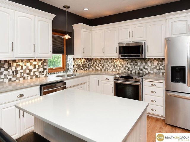 16530 Redwood Street, Omaha, NE 68136