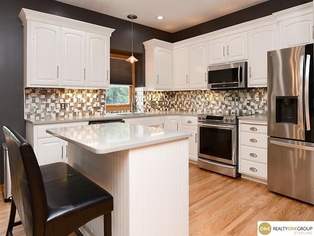 16530 Redwood Street, Omaha, NE 68136