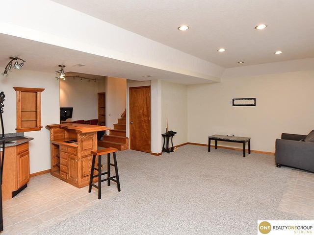 16530 Redwood Street, Omaha, NE 68136