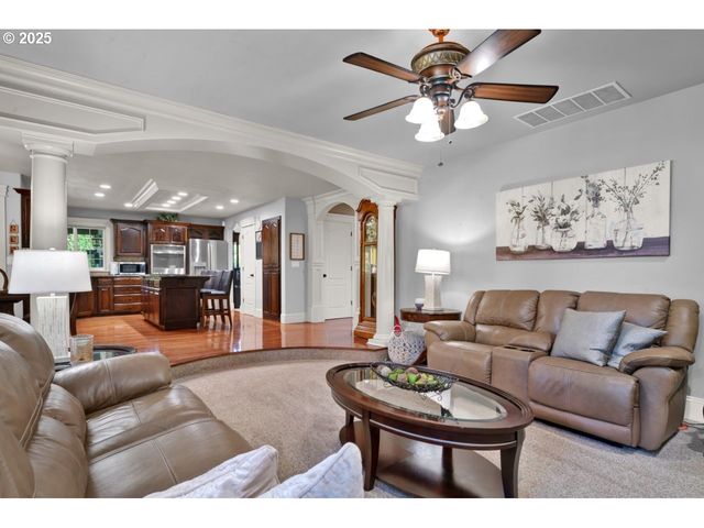 2995 MOLALLA Rd, Woodburn, OR 97071