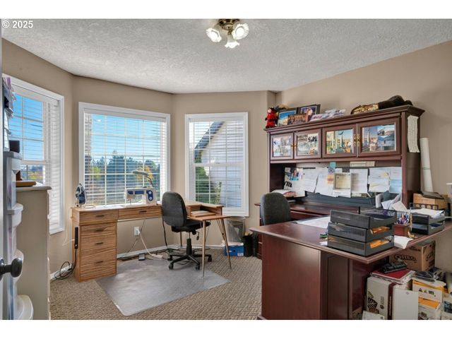 2995 MOLALLA Rd, Woodburn, OR 97071