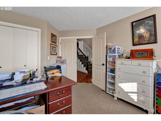 2995 MOLALLA Rd, Woodburn, OR 97071