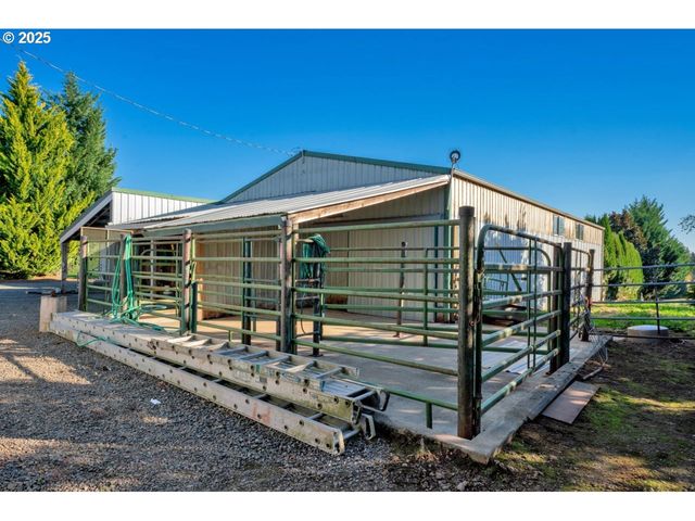 2995 MOLALLA Rd, Woodburn, OR 97071