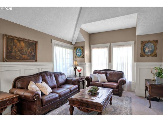 2995 MOLALLA Rd, Woodburn, OR 97071