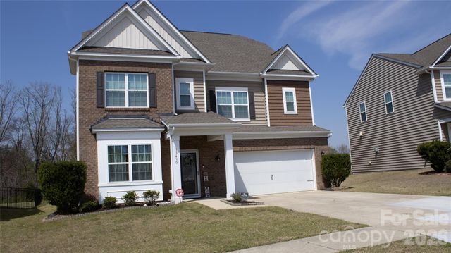 13430 Canterbury Castle Drive, Charlotte, NC 28273