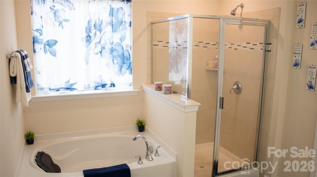 13430 Canterbury Castle Drive, Charlotte, NC 28273