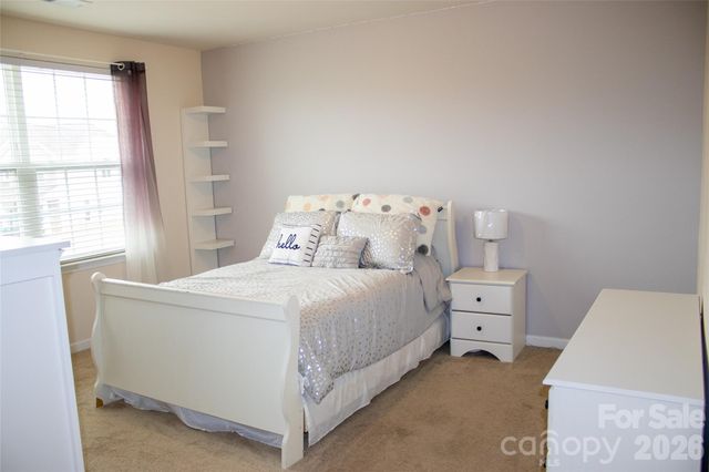 13430 Canterbury Castle Drive, Charlotte, NC 28273