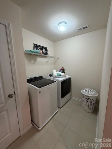 13430 Canterbury Castle Drive, Charlotte, NC 28273