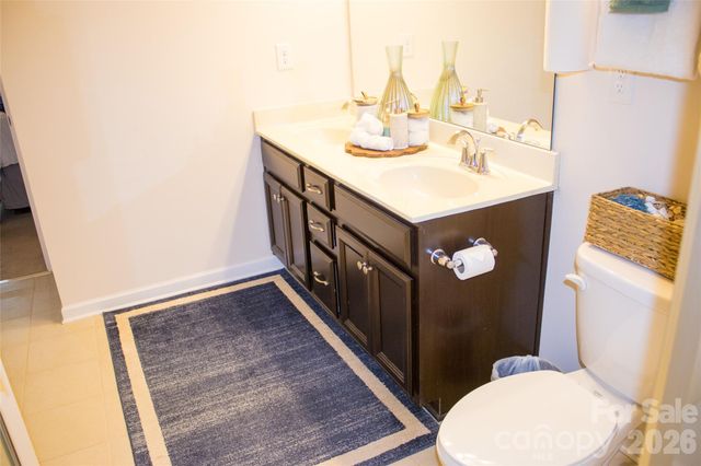 13430 Canterbury Castle Drive, Charlotte, NC 28273