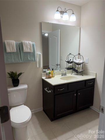 13430 Canterbury Castle Drive, Charlotte, NC 28273