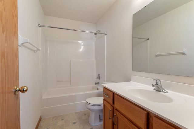 2968 Crane Street, Shakopee, MN 55379