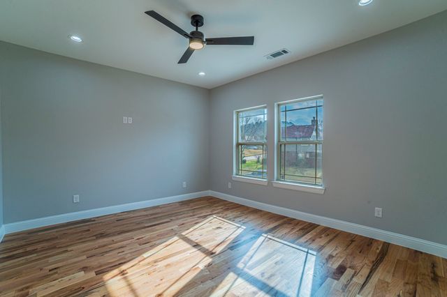 8319 Deep Green Drive, Dallas, TX 75249