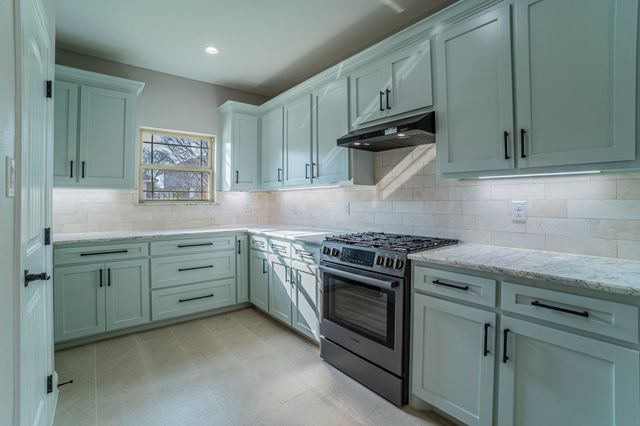 8319 Deep Green Drive, Dallas, TX 75249