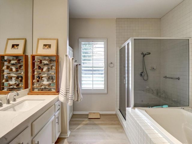 19 Lake Shore Drive, Rancho Mirage, CA 92270