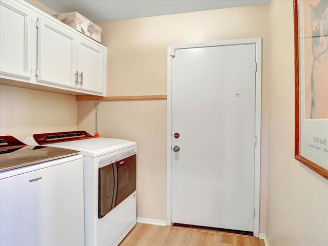 19 Lake Shore Drive, Rancho Mirage, CA 92270