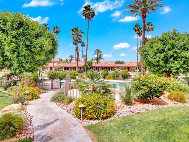 19 Lake Shore Drive, Rancho Mirage, CA 92270