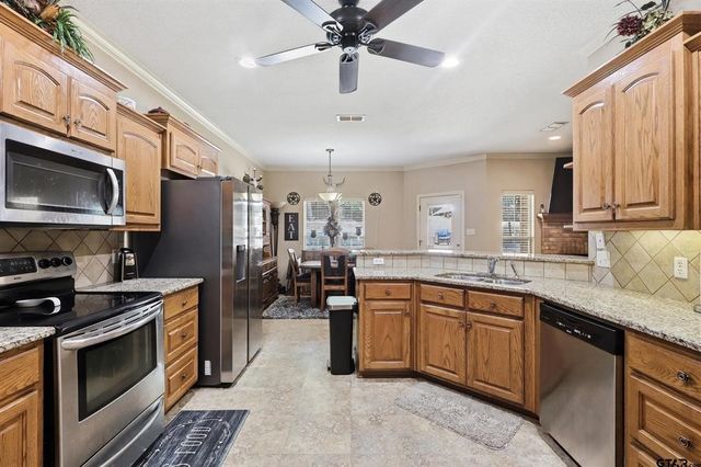 110 CR 2258, Mineola, TX 75773